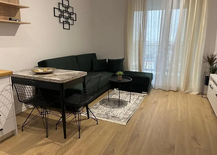 Comfy Nest Apartment- Free Parking
