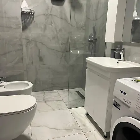 Comfy Nest Apartment- Free Parking تيرانا